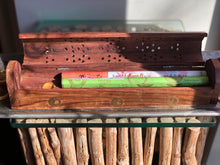 Lade das Bild in den Galerie-Viewer, Japanische Räucherstäbchen