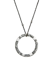 Lade das Bild in den Galerie-Viewer, Kali Mantra Anhänger - Silber