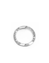 Lade das Bild in den Galerie-Viewer, Ganesha Mantra Anhänger - Silber