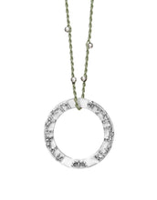 Lade das Bild in den Galerie-Viewer, Tara Mantra Anhänger - Silber