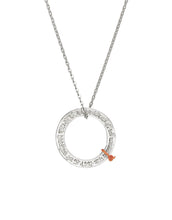 Lade das Bild in den Galerie-Viewer, Lakshmi Mantra Anhänger - Silber